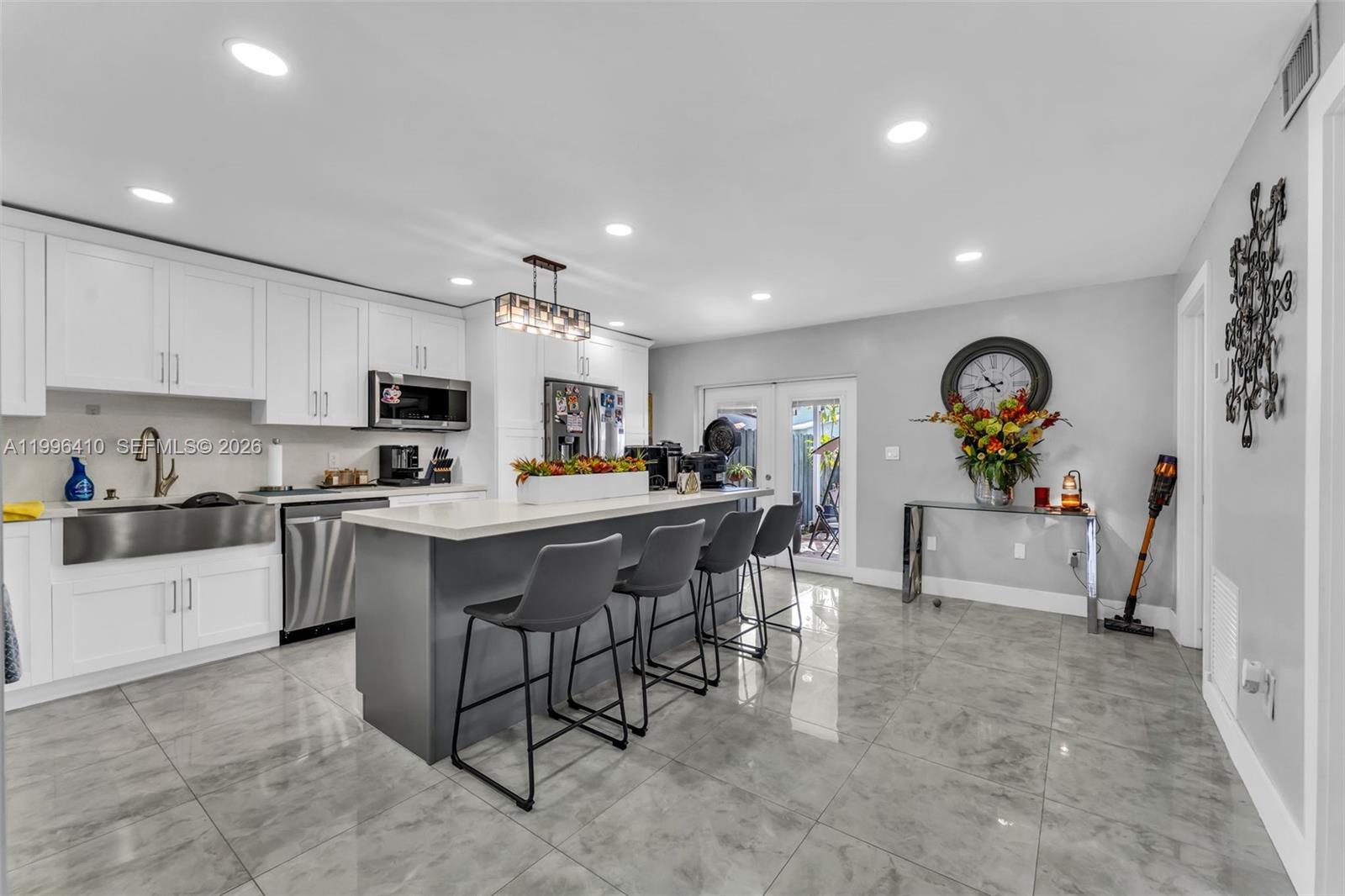 LAKES OF ACADIA UNIT 5, T - Residential