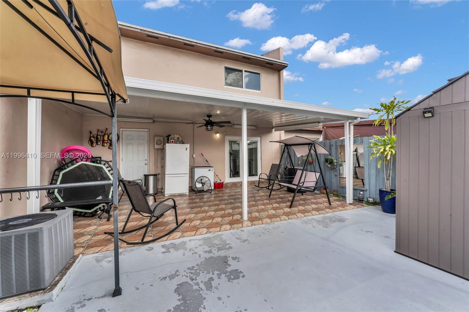 LAKES OF ACADIA UNIT 5, T - Residential