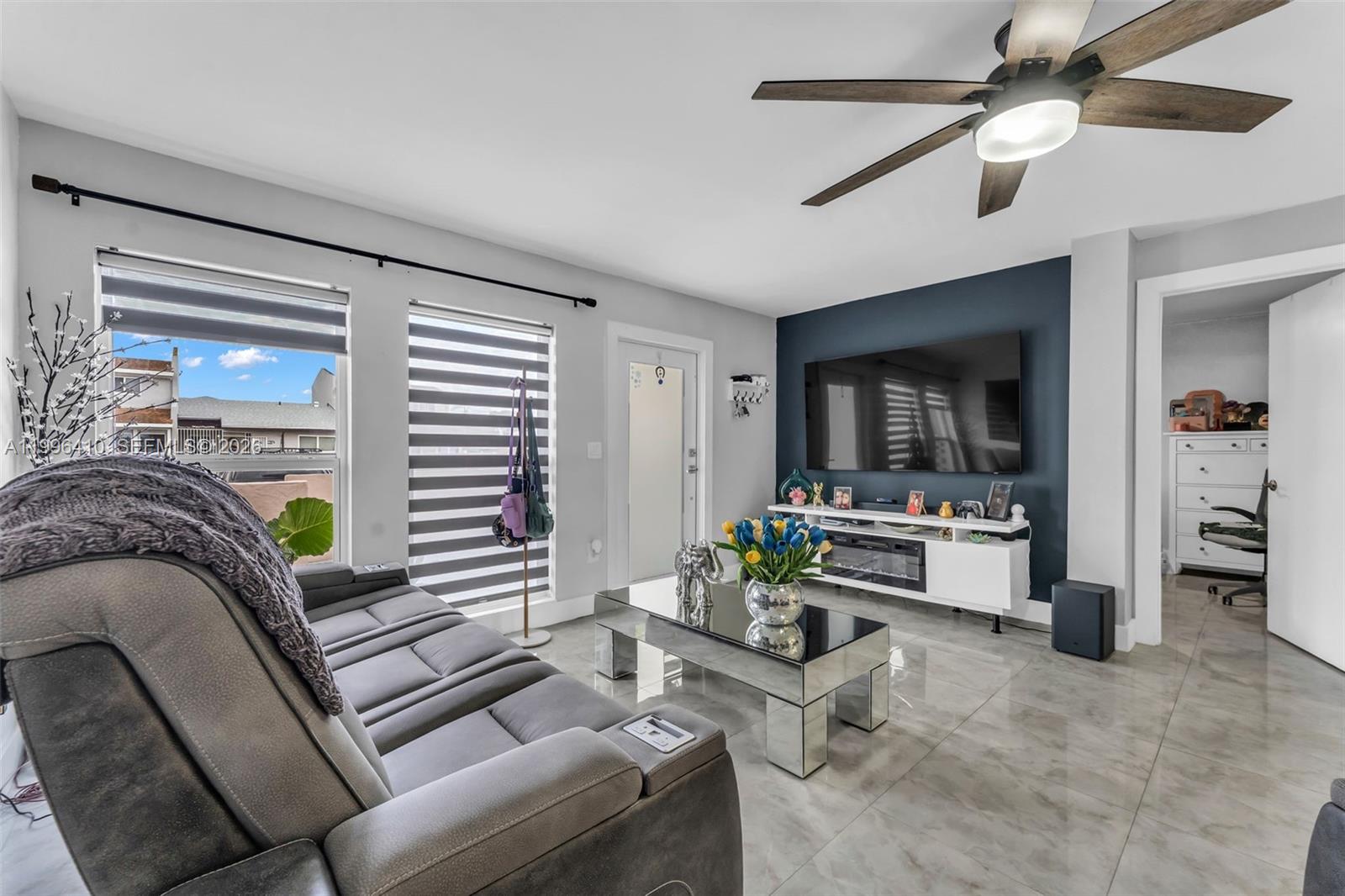 LAKES OF ACADIA UNIT 5, T - Residential