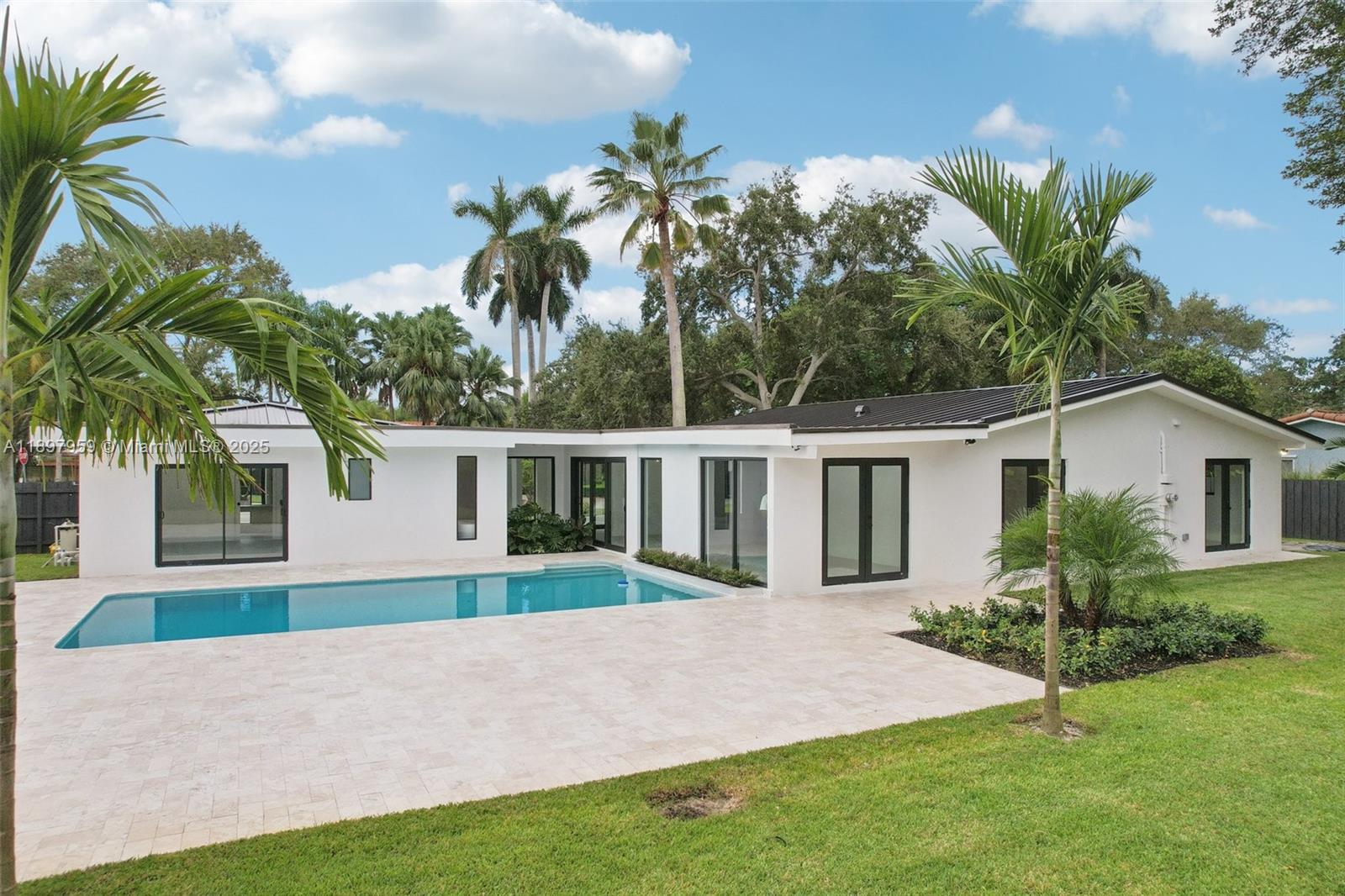 AVOCADO ACRES 1ST ADDN - Residential