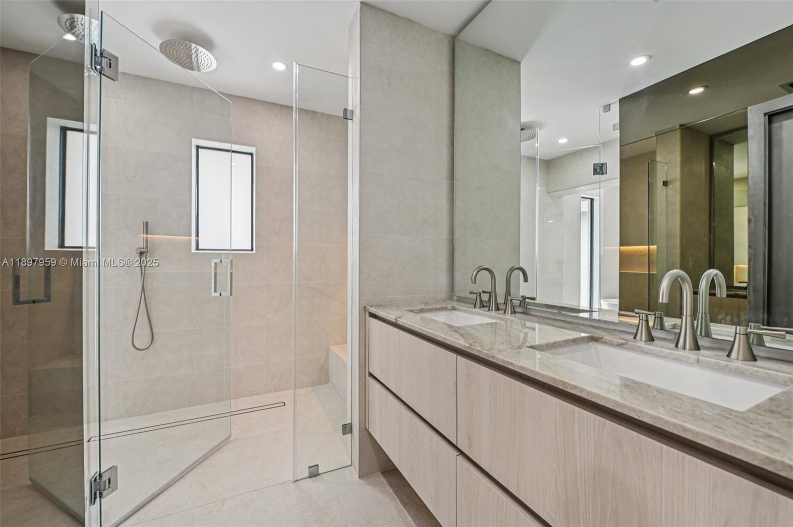 AVOCADO ACRES 1ST ADDN - Residential