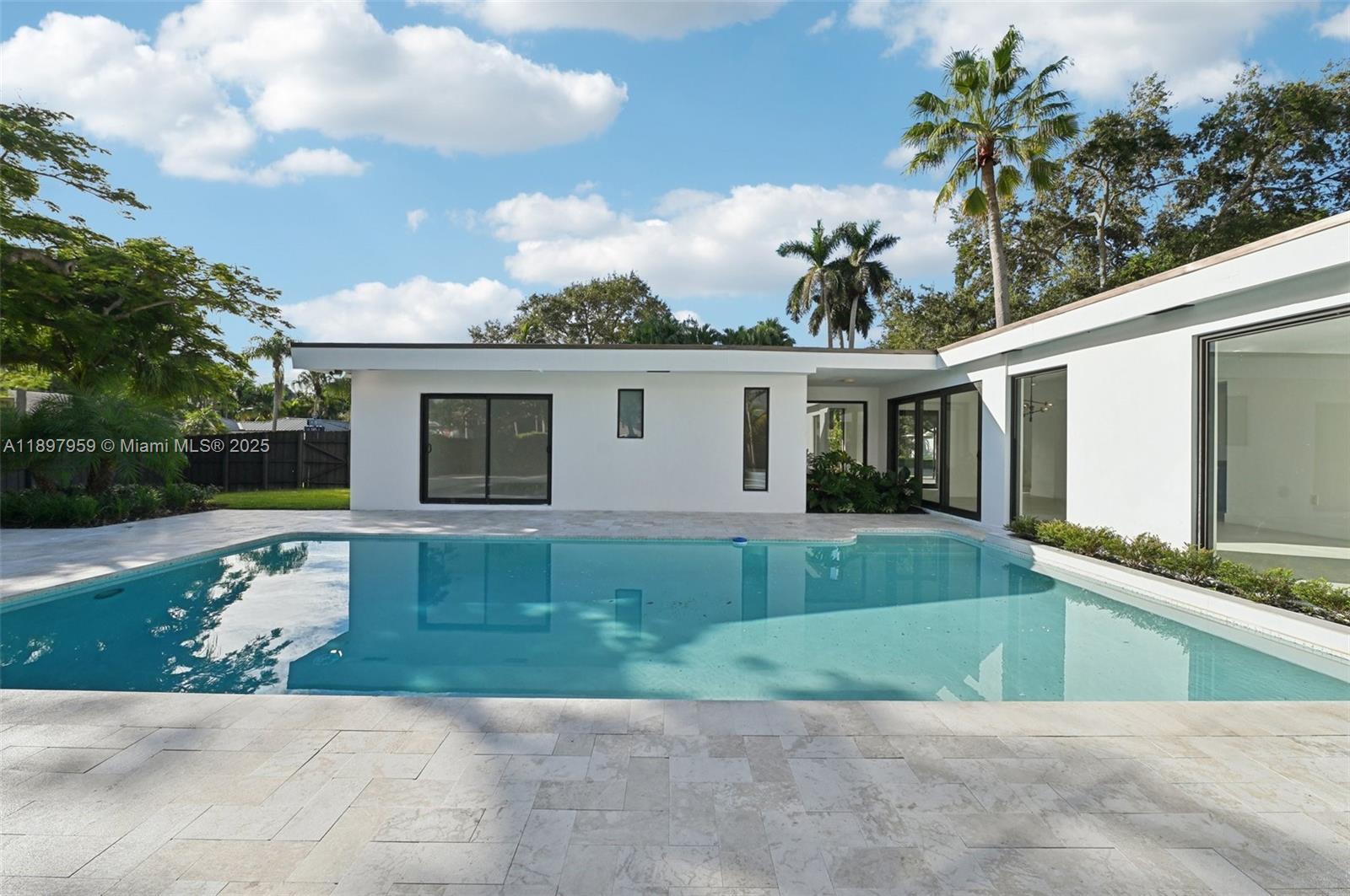 AVOCADO ACRES 1ST ADDN - Residential