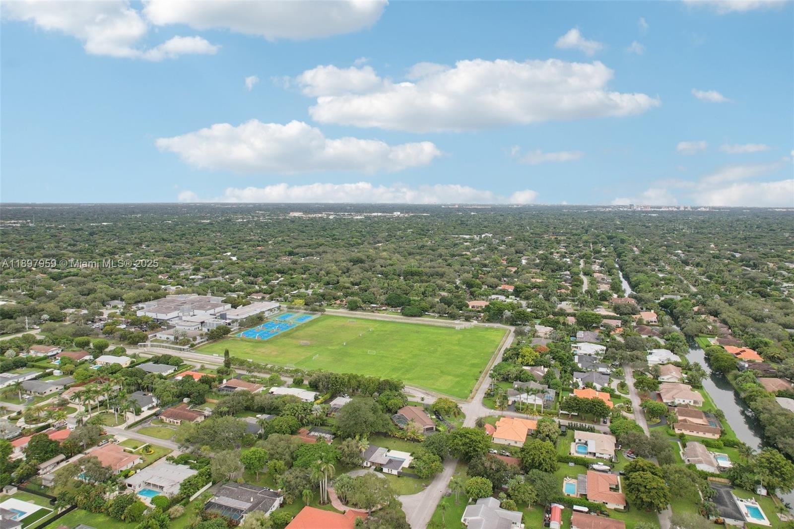 AVOCADO ACRES 1ST ADDN - Residential