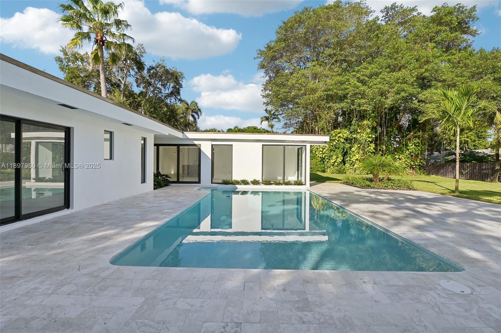 AVOCADO ACRES 1ST ADDN - Residential