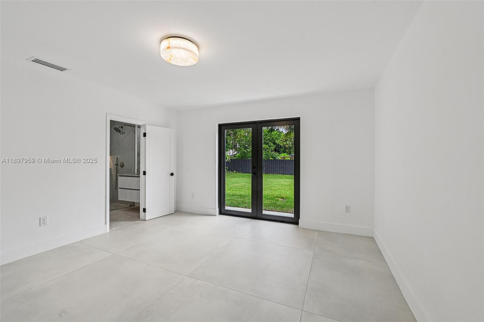 AVOCADO ACRES 1ST ADDN - Residential