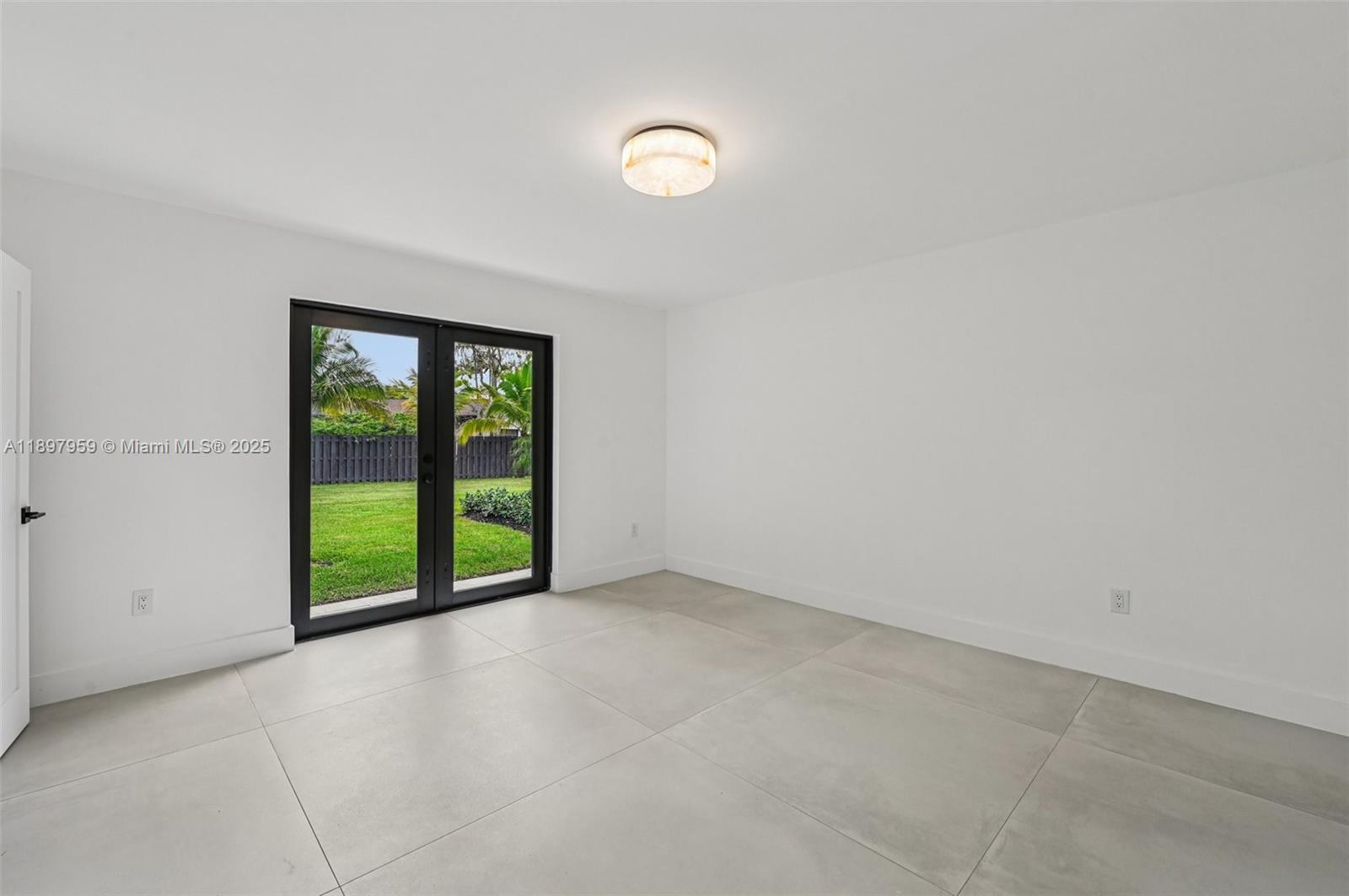 AVOCADO ACRES 1ST ADDN - Residential