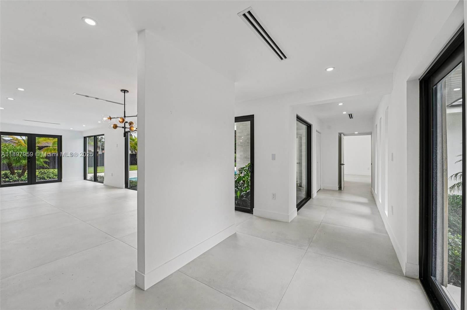 AVOCADO ACRES 1ST ADDN - Residential