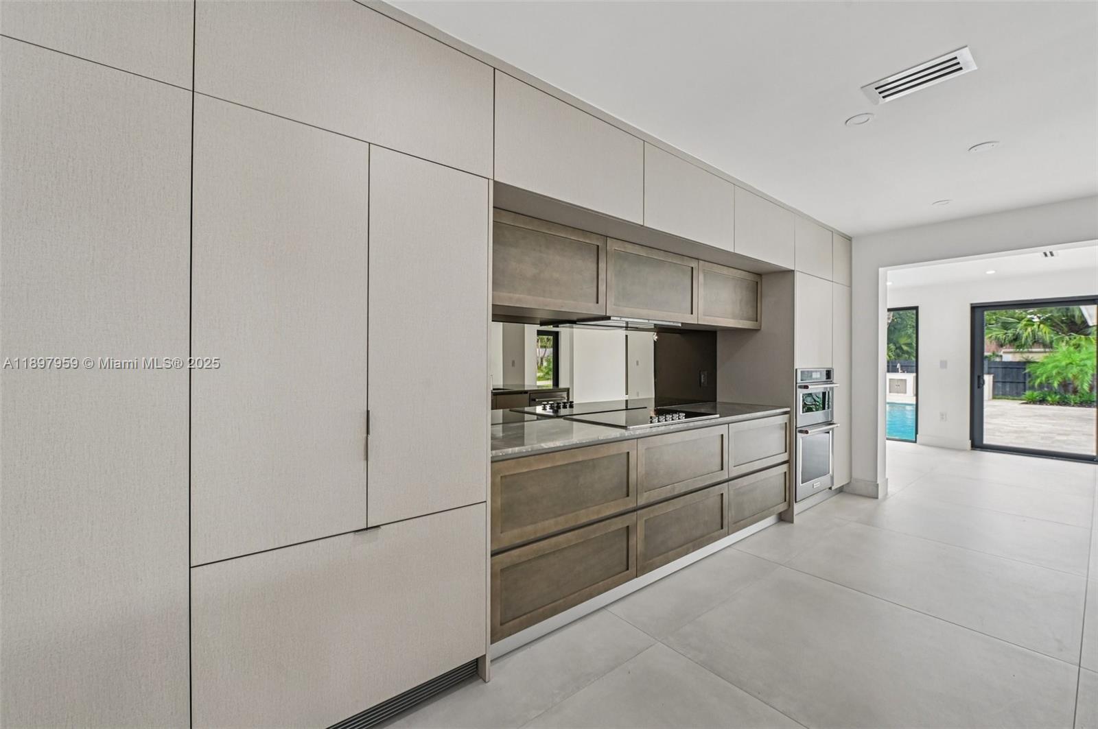 AVOCADO ACRES 1ST ADDN - Residential