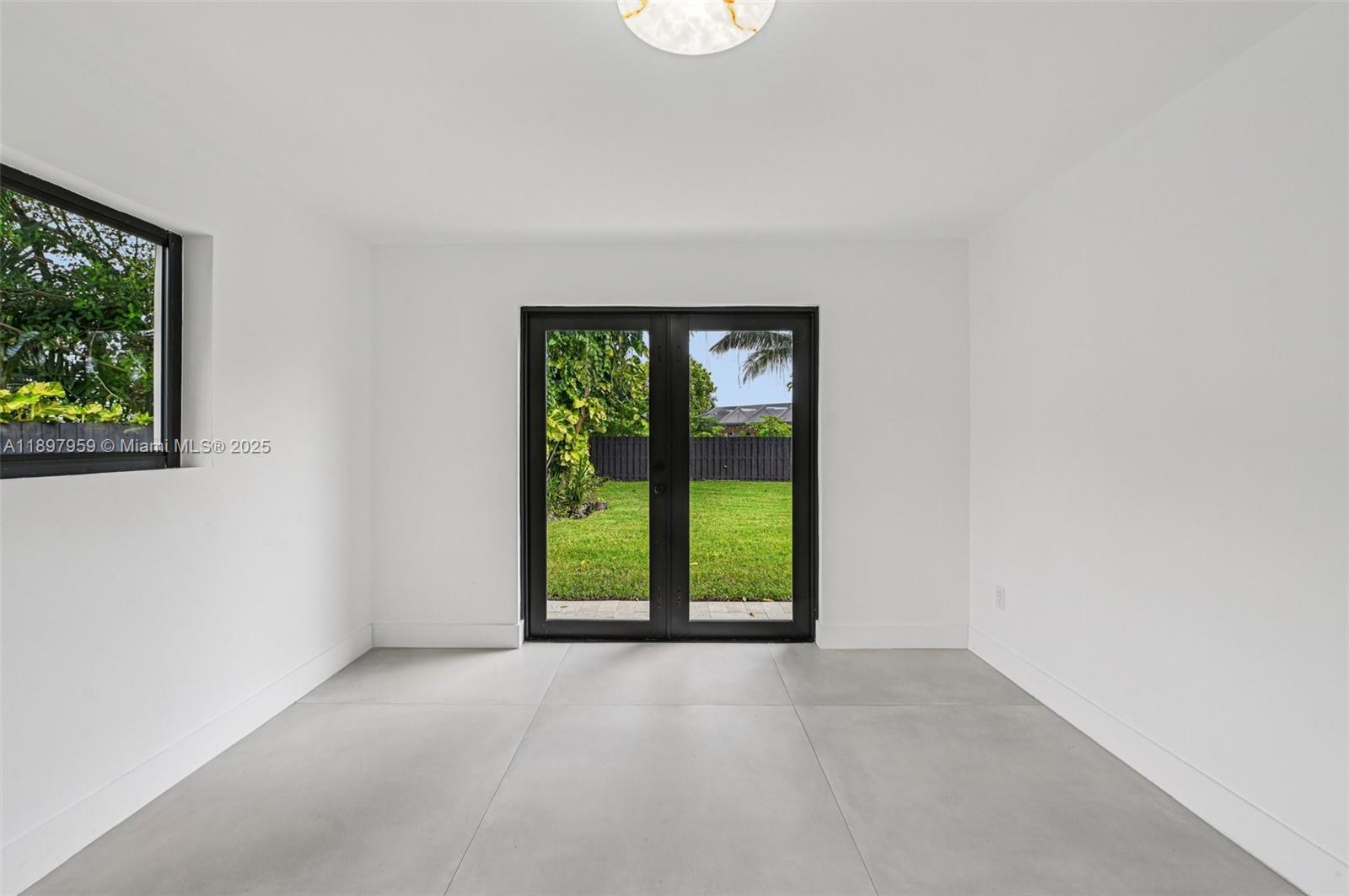 AVOCADO ACRES 1ST ADDN - Residential