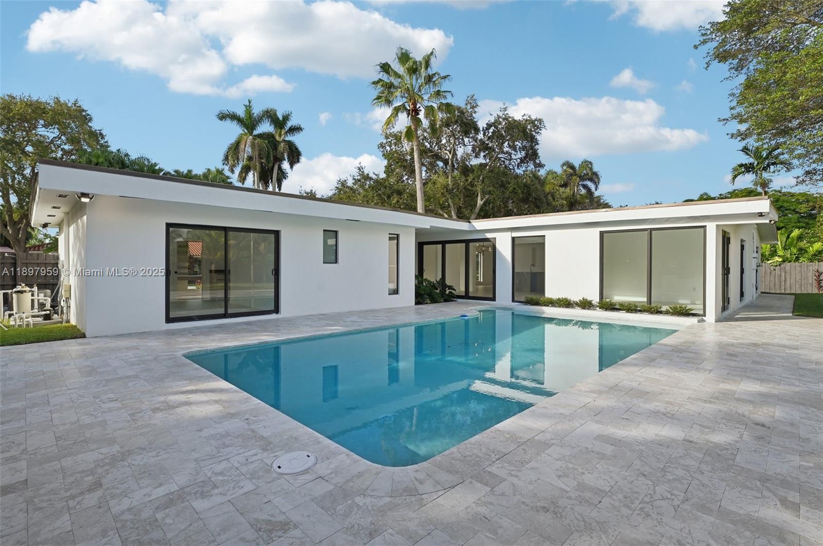 AVOCADO ACRES 1ST ADDN - Residential