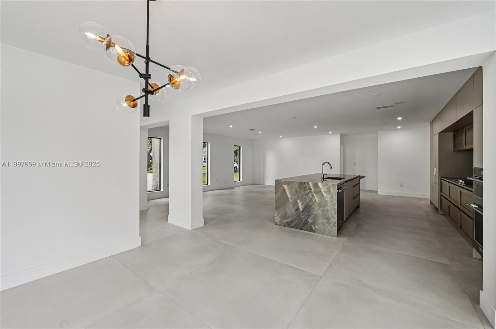 AVOCADO ACRES 1ST ADDN - Residential