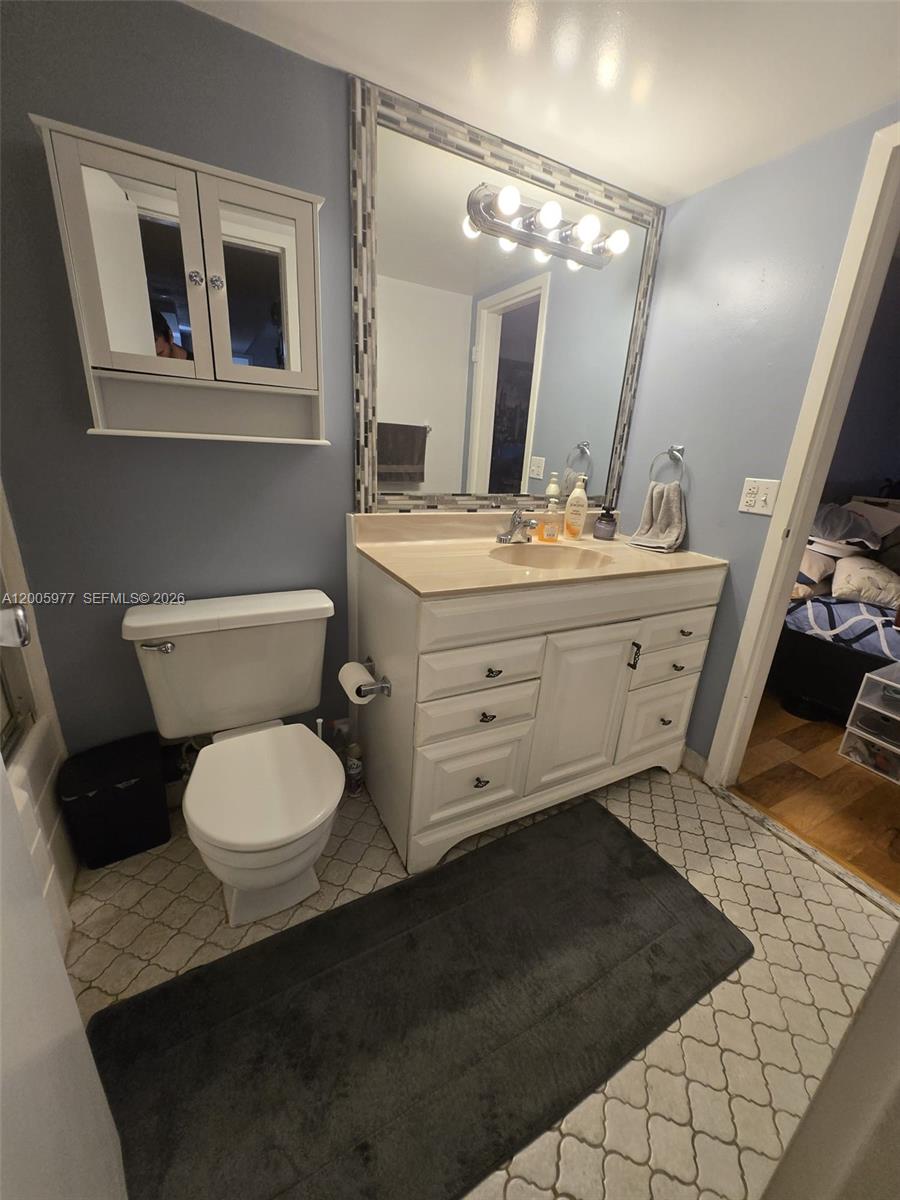 SAILBOAT CAY CONDO - Residential