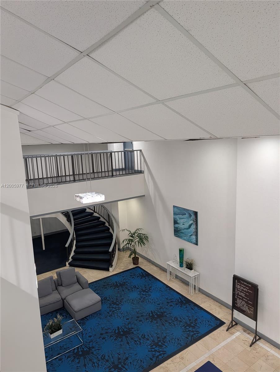 SAILBOAT CAY CONDO - Residential