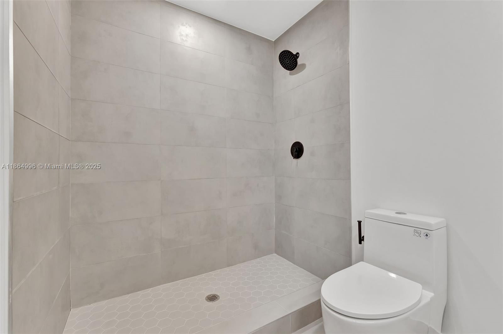 CORAL SPRINGS UNIVERSITY - Residential Lease