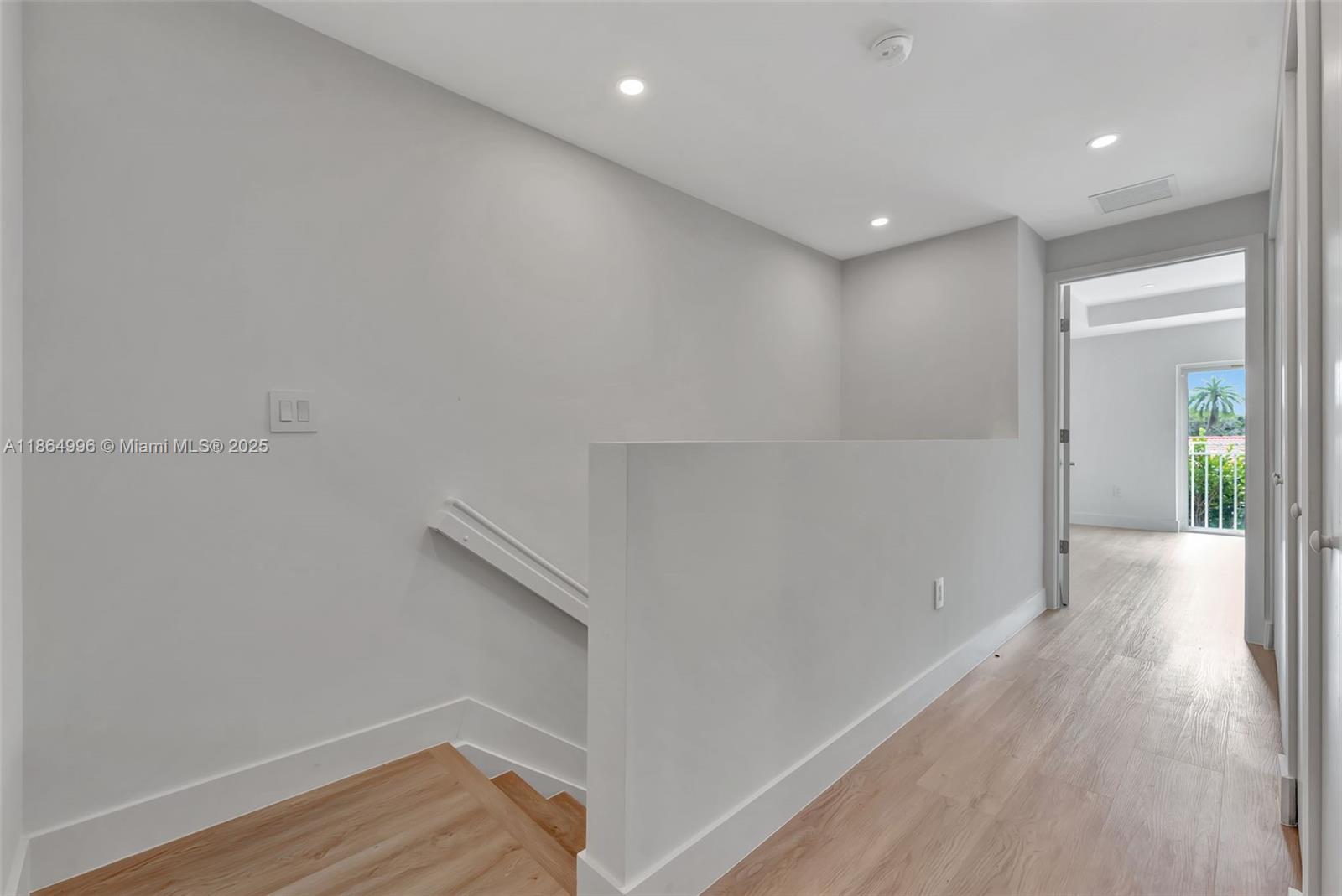 CORAL SPRINGS UNIVERSITY - Residential Lease