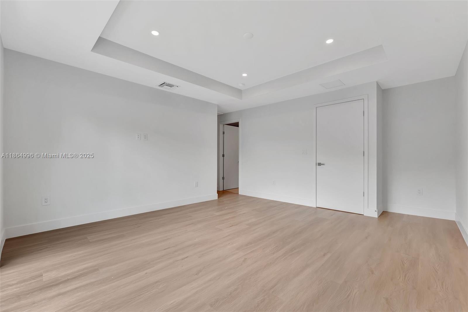 CORAL SPRINGS UNIVERSITY - Residential Lease