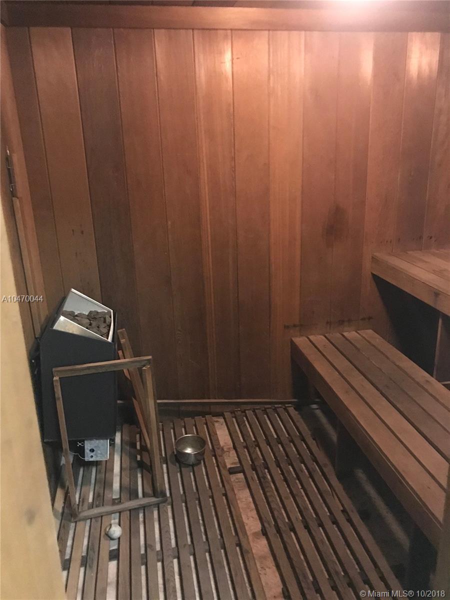 10000 PLAZA CONDO-NORTH T - Residential Lease