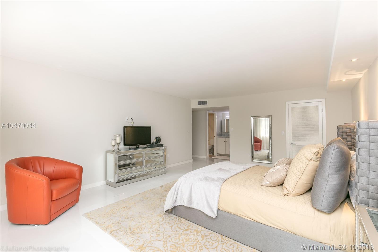 10000 PLAZA CONDO-NORTH T - Residential Lease