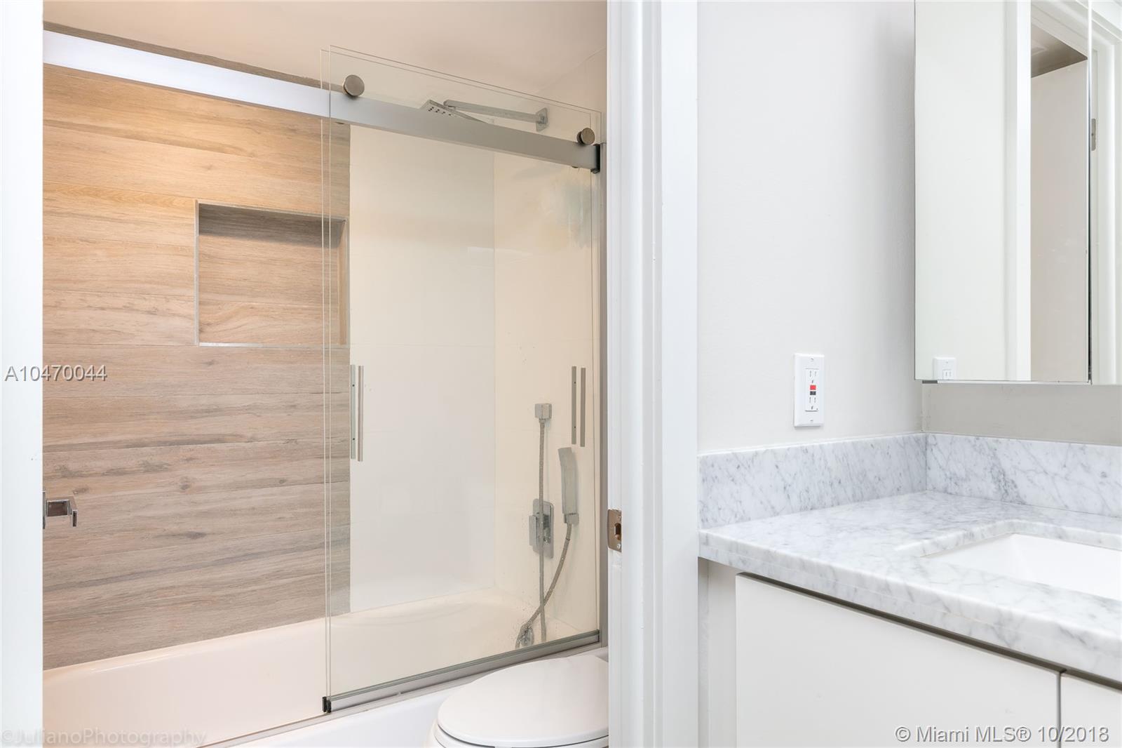 10000 PLAZA CONDO-NORTH T - Residential Lease