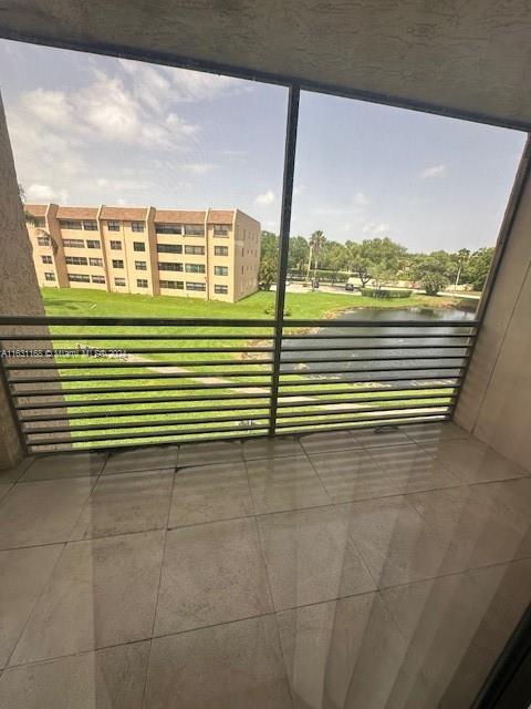 SUNRISE LAKES 155 CONDO - Residential