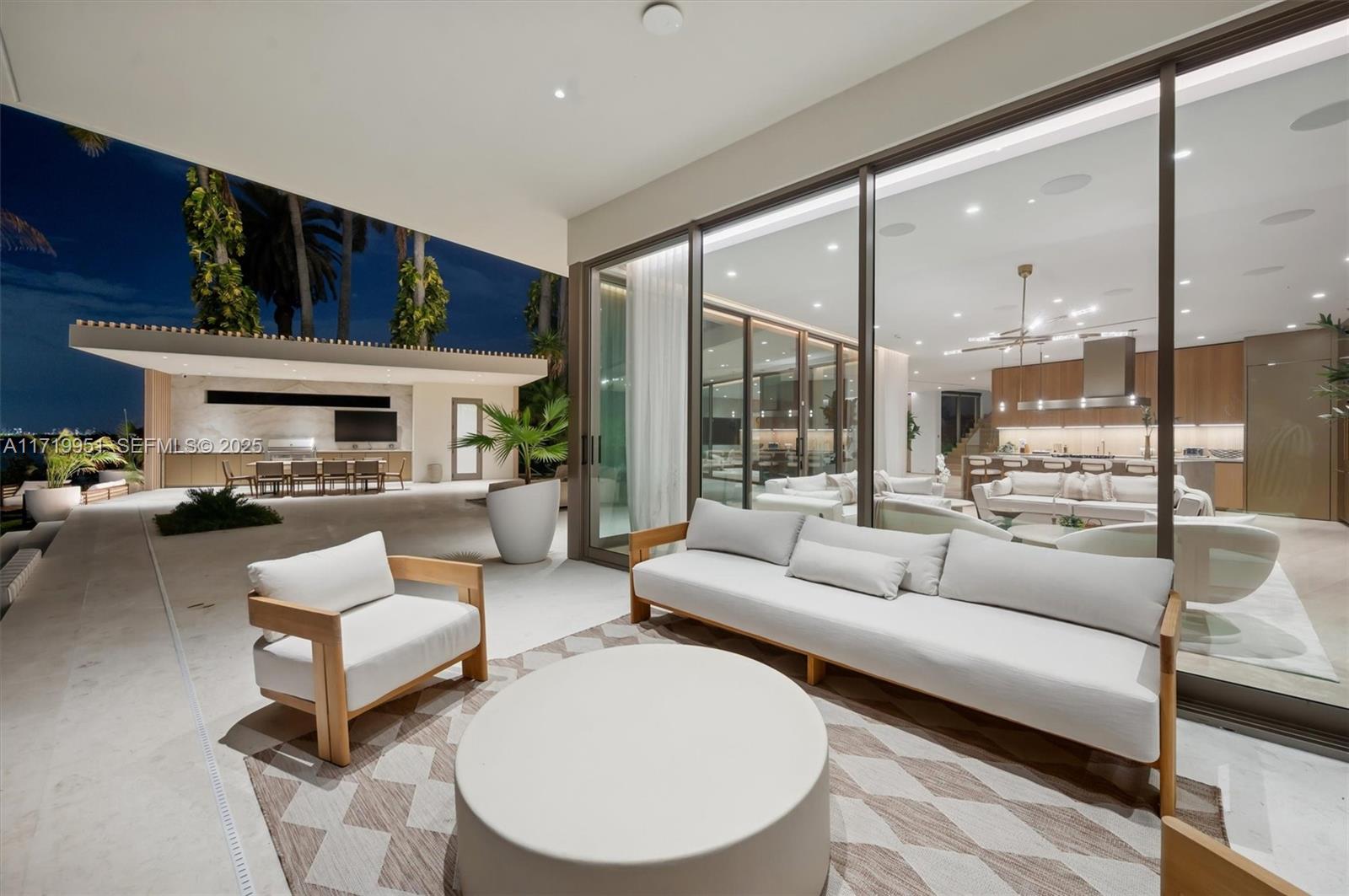 RIVO ALTO AMD - Residential