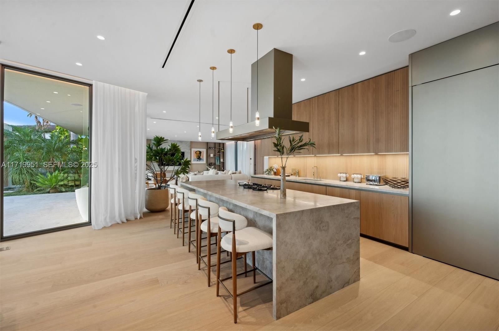 RIVO ALTO AMD - Residential