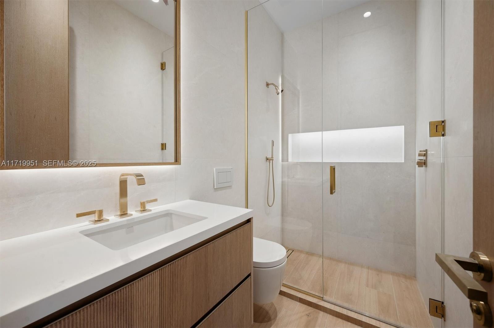 RIVO ALTO AMD - Residential