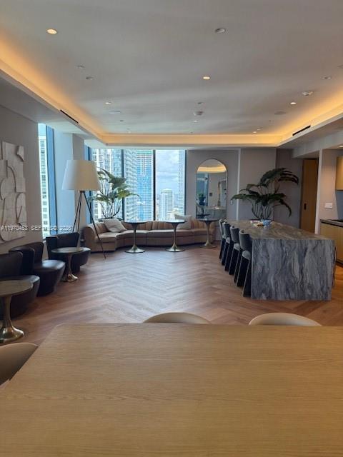 MIAMI NORTH - Residential