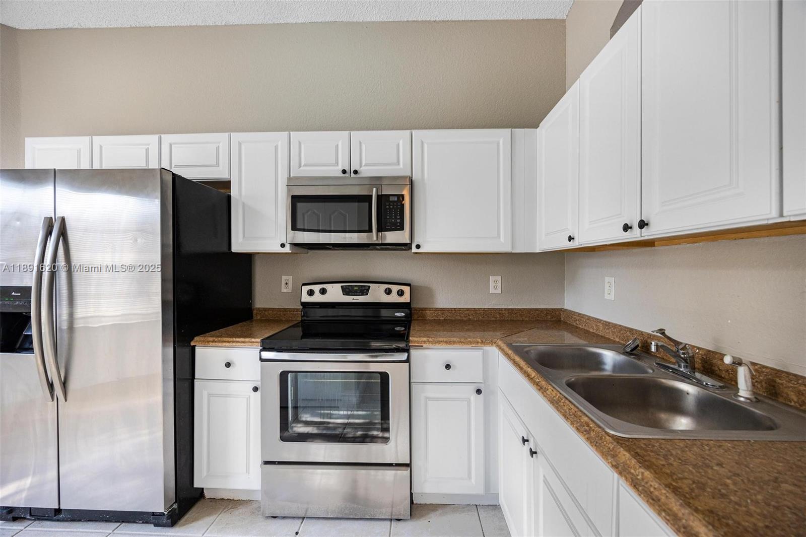 FOREST LAKES COUNTRY GARD - Residential