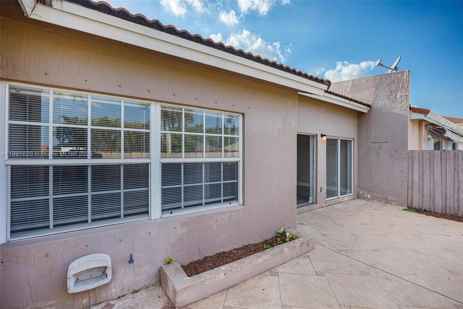 FOREST LAKES COUNTRY GARD - Residential