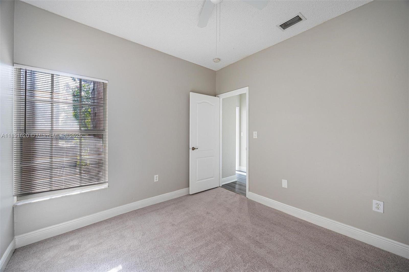 FOREST LAKES COUNTRY GARD - Residential