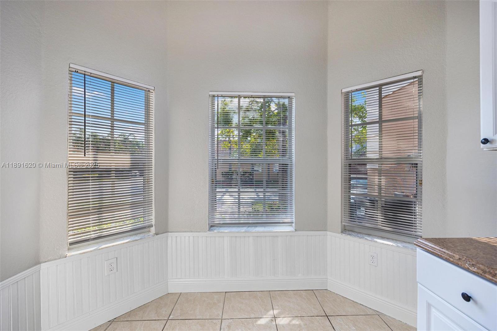 FOREST LAKES COUNTRY GARD - Residential