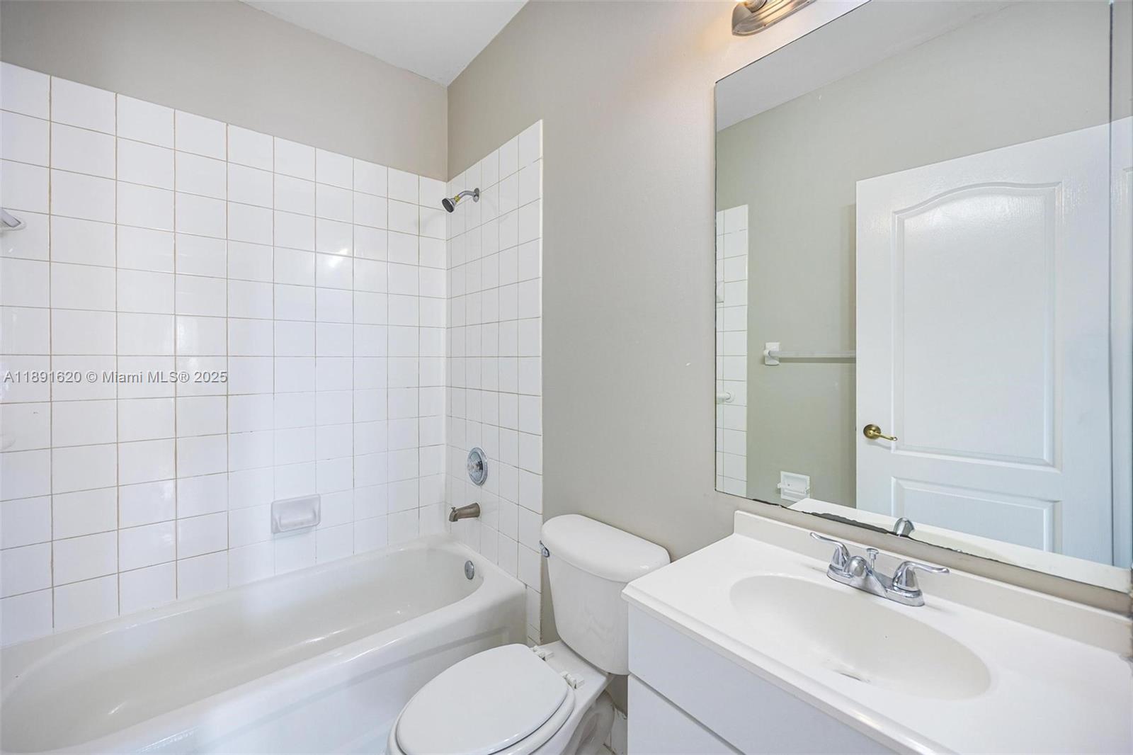 FOREST LAKES COUNTRY GARD - Residential