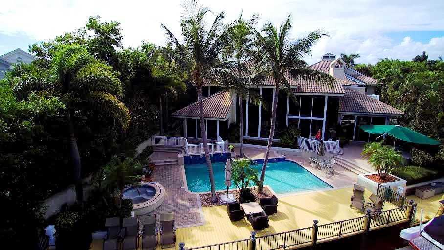 BAY COLONY SECTION OF THE - Residential