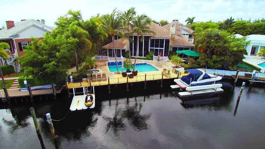 BAY COLONY SECTION OF THE - Residential