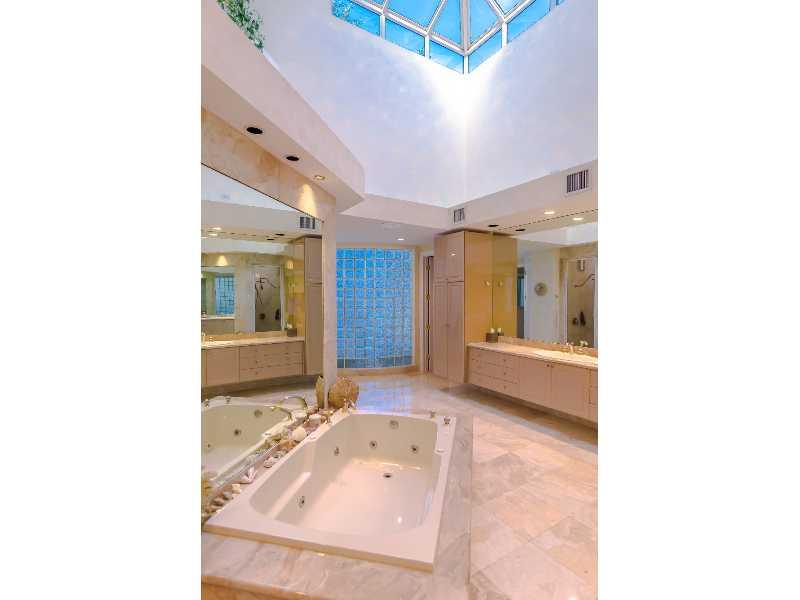 BAY COLONY SECTION OF THE - Residential