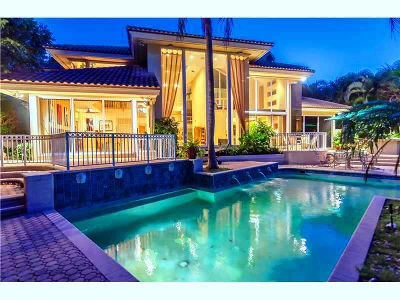 BAY COLONY SECTION OF THE - Residential