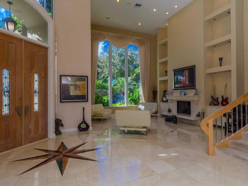 BAY COLONY SECTION OF THE - Residential