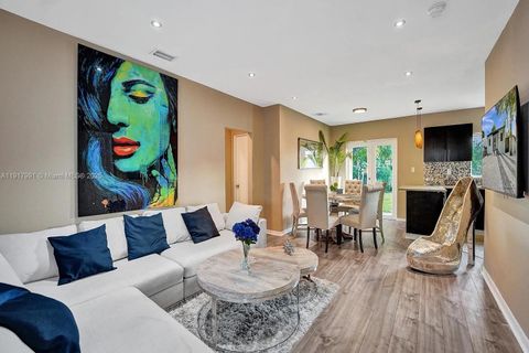 170 NW 46th St Miami FL 33127