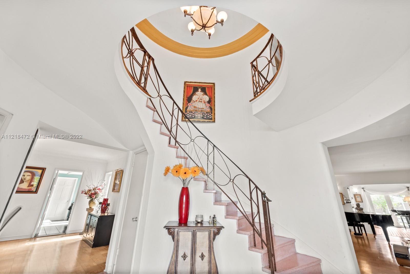 BELLE MEADE - Residential