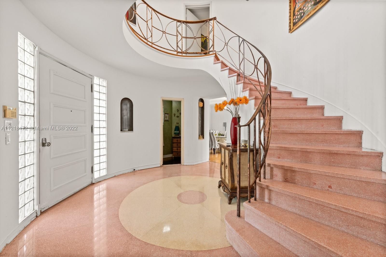 BELLE MEADE - Residential