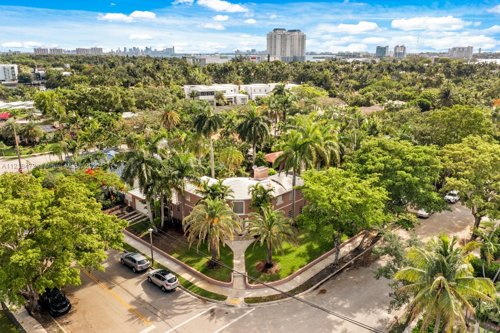 BELLE MEADE - Residential