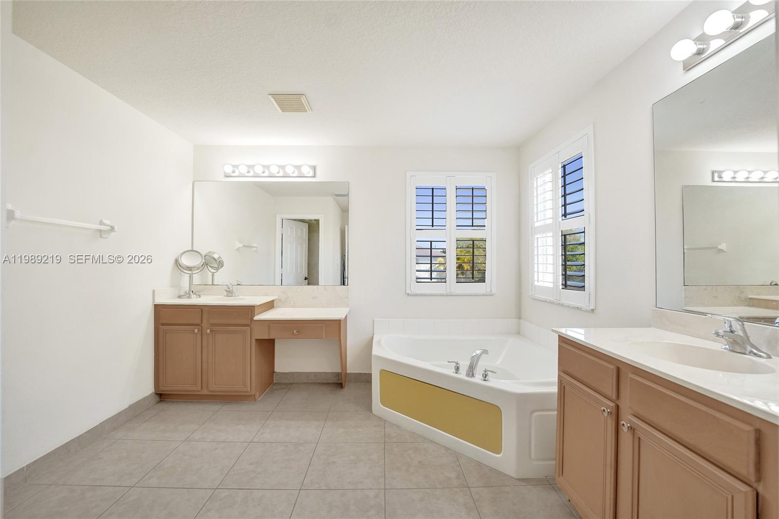 ISLES AT WESTON - Residential