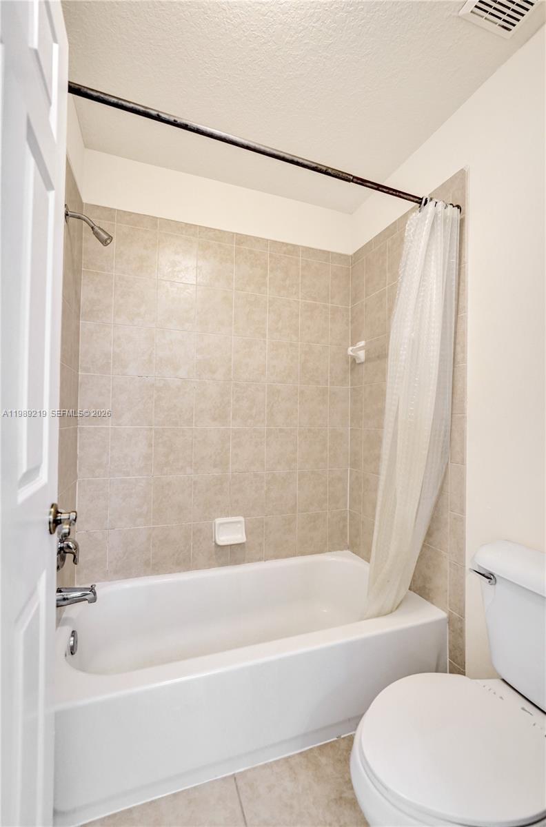 ISLES AT WESTON - Residential