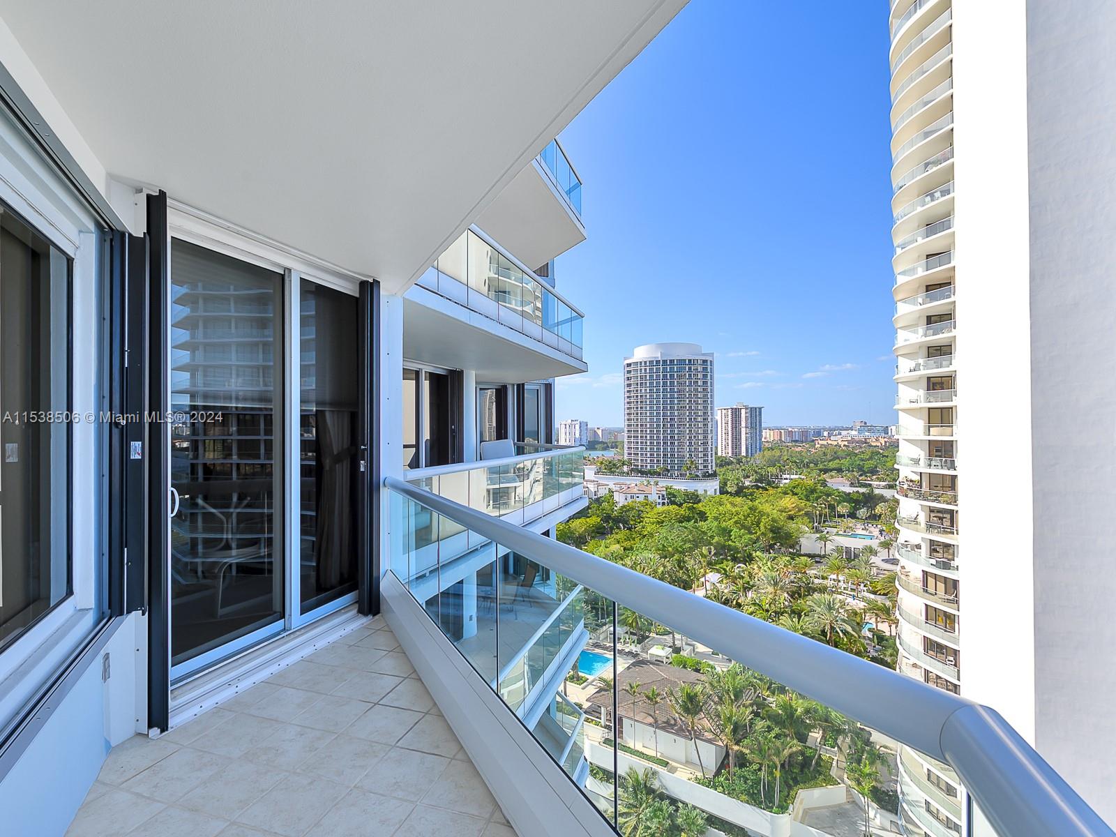 2600 ISL BLVD WILLIAMS IS - Residential