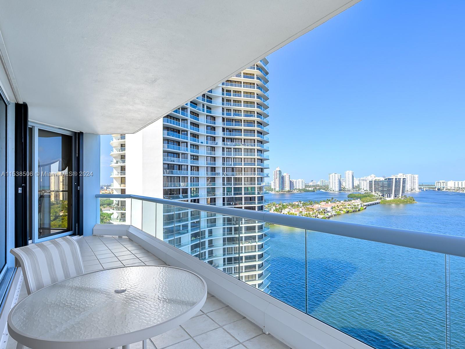 2600 ISL BLVD WILLIAMS IS - Residential