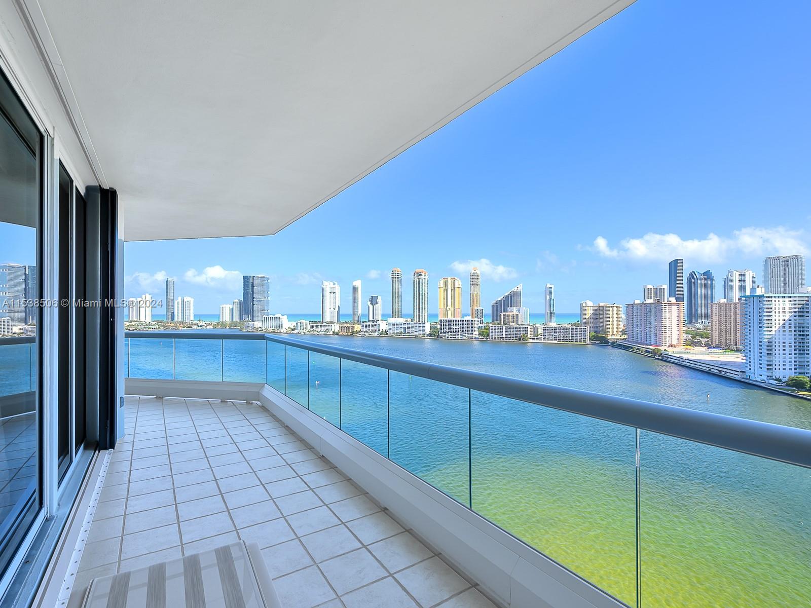 2600 ISL BLVD WILLIAMS IS - Residential