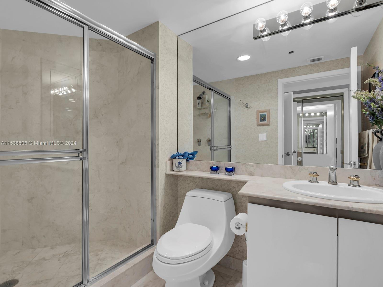 2600 ISL BLVD WILLIAMS IS - Residential