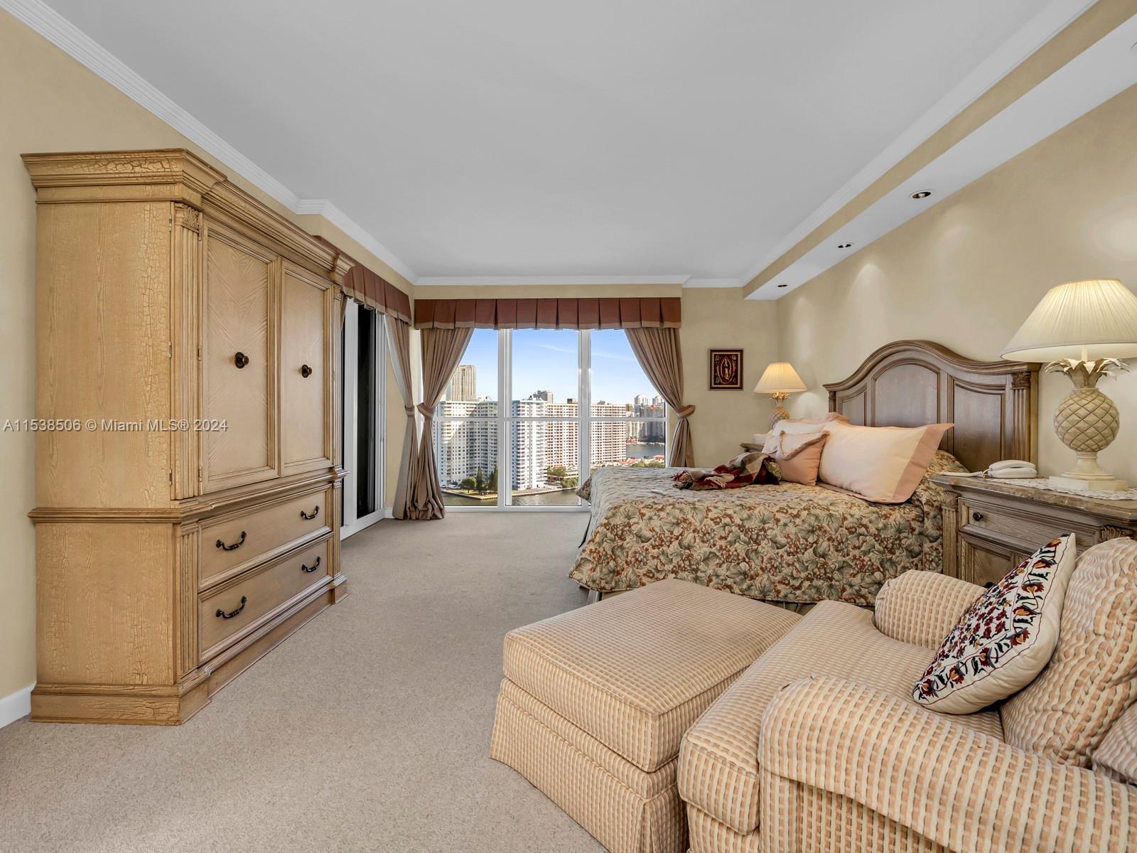 2600 ISL BLVD WILLIAMS IS - Residential