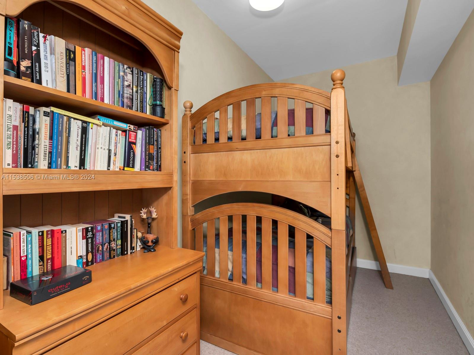 2600 ISL BLVD WILLIAMS IS - Residential